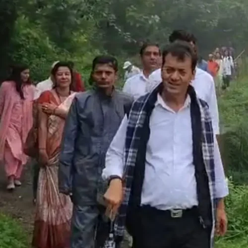 गेठिया-ज्योलीकोट में डायरिया का प्रकोप: ब्लॉक प्रमुख बिष्ट ने जल संस्थान से व्यक्त की नाराजगी लगाई फटकार